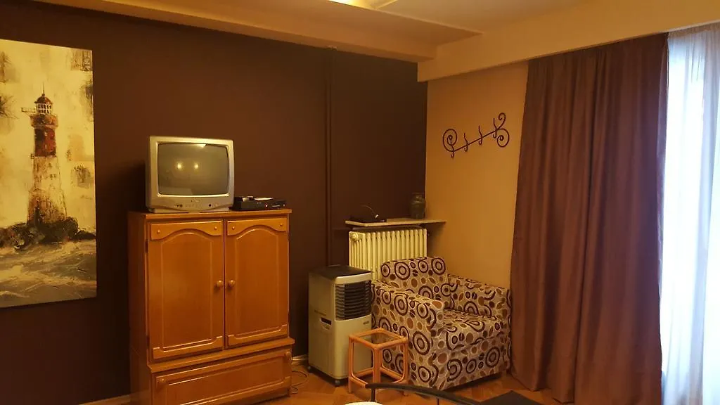 Hospitality Centrum- River Apartment Bucharest 0*,